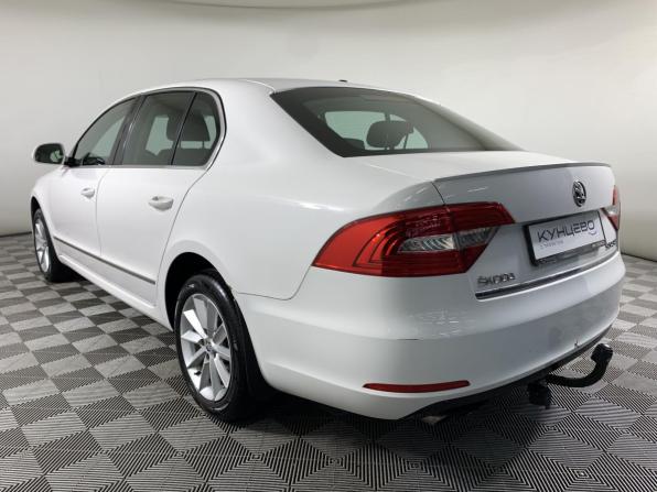 Skoda Superb II Рестайлинг с пробегом 2015 года, цена 1 260 000 рублей, 186231 км, лифтбек, Автокод Объявления