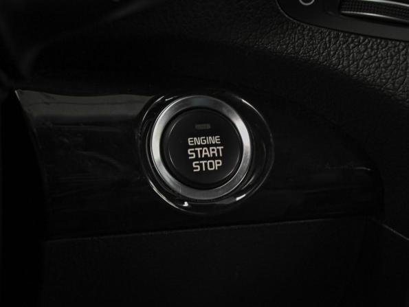 Kia Sorento II Рестайлинг с пробегом 2019 года, цена 2 544 000 рублей, 146142 км, внедорожник, Автокод Объявления