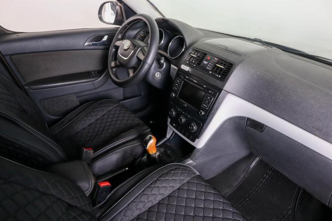 Skoda Yeti I с пробегом 2012 года, цена 699 000 рублей, 200000 км, внедорожник, Автокод Объявления