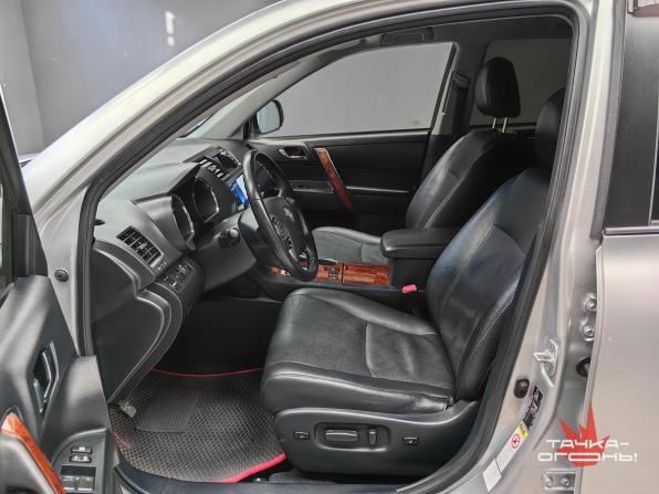Toyota Highlander II (XU40) Рестайлинг с пробегом 2012 года, цена 2 048 000 рублей, 195000 км, внедорожник, Автокод Объявления