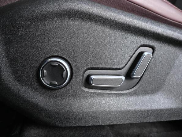 Geely Monjaro I с пробегом 2022 года, цена 3 149 000 рублей, 55184 км, внедорожник, Автокод Объявления