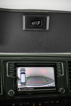 Volkswagen Caravelle T6 с пробегом 2016 года, цена 1 900 000 рублей, 267001 км, минивэн, Автокод Объявления