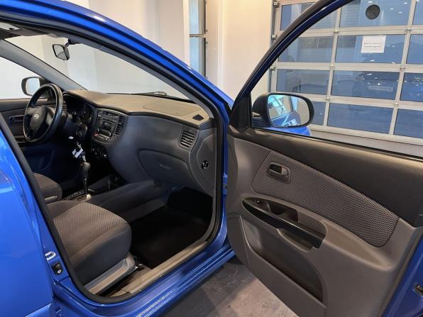 Kia Rio II Рестайлинг с пробегом 2011 года, цена 640 000 рублей, 147525 км, хэтчбек, Автокод Объявления