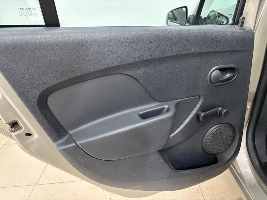 Renault Logan II Альметьевск  - изображение 16