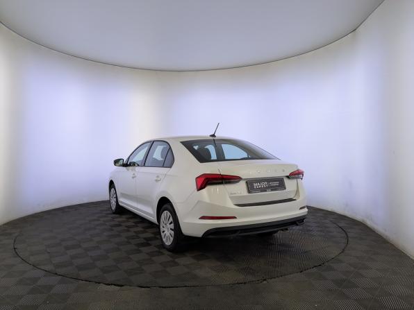 Skoda Rapid II с пробегом 2021 года, цена 1 220 000 рублей, 176346 км, лифтбек, Автокод Объявления