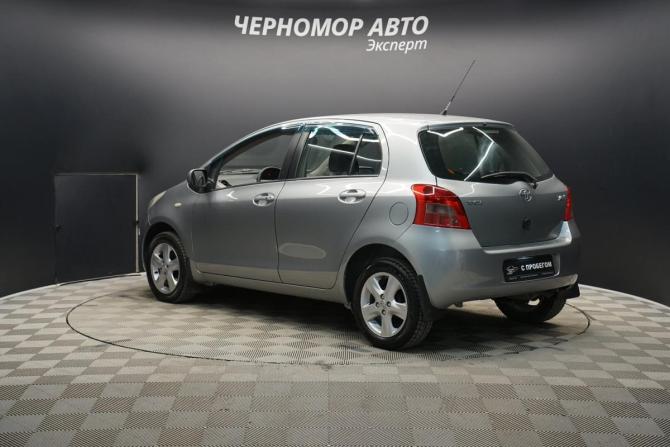 Toyota Yaris II с пробегом 2008 года, цена 664 000 рублей, 226457 км, хэтчбек, Автокод Объявления