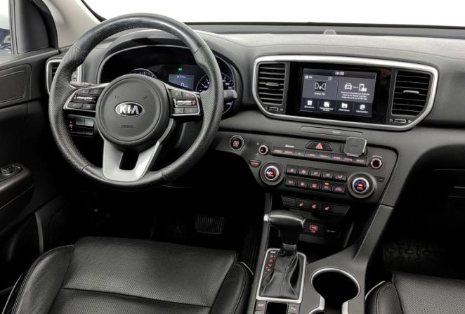 Kia Sportage IV Рестайлинг с пробегом 2018 года, цена 2 200 000 рублей, 99000 км, внедорожник, Автокод Объявления