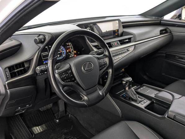 Lexus ES VII Рестайлинг с пробегом 2021 года, цена 3 959 000 рублей, 45940 км, седан, Автокод Объявления