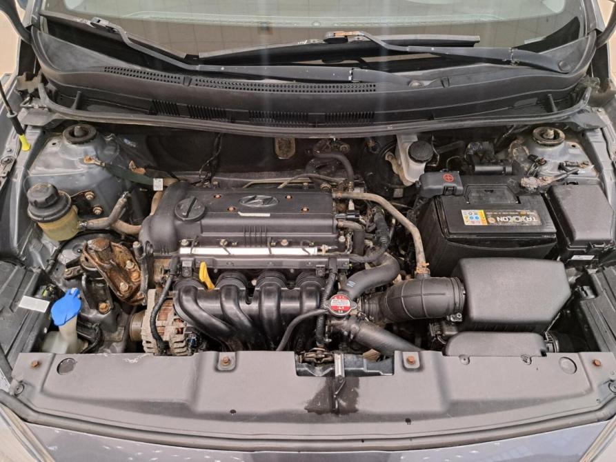 Hyundai Solaris I Казань  - изображение 11