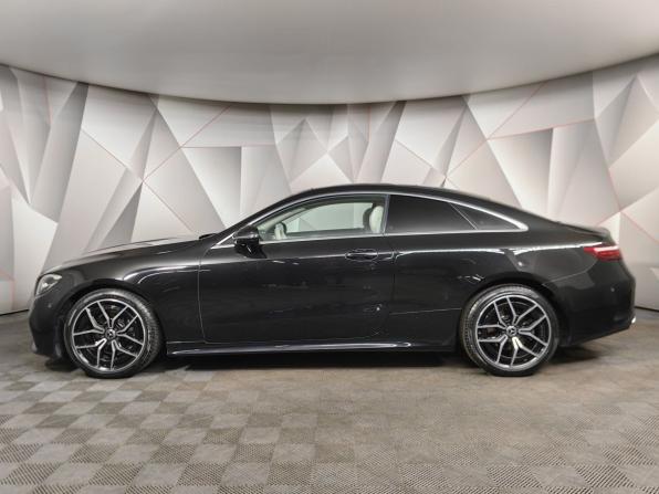 Mercedes-Benz E-Класс V (W213 S213 C238) Рестайлинг с пробегом 2021 года, цена 5 262 900 рублей, 69109 км, купе-хардтоп, Автокод Объявления