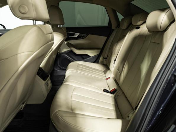 Audi A4 V (B9) с пробегом 2017 года, цена 2 470 000 рублей, 45990 км, седан, Автокод Объявления