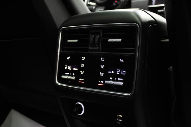 Porsche Cayenne III с пробегом 2019 года, цена 10 719 000 рублей, 64845 км, внедорожник, Автокод Объявления