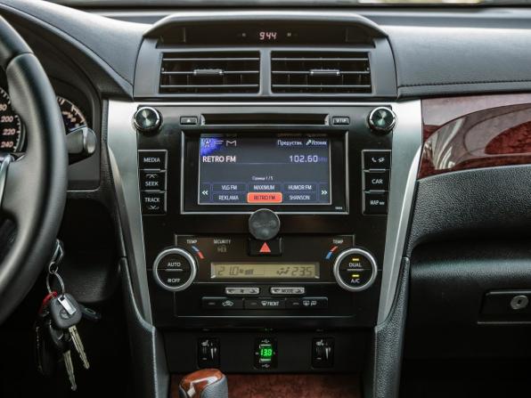 Toyota Camry VII (XV50) с пробегом 2014 года, цена 1 668 000 рублей, 237358 км, седан, Автокод Объявления