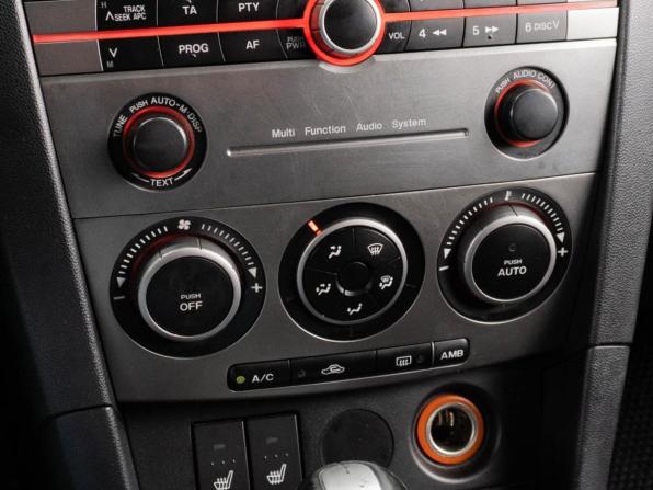 Mazda 3 I (BK) Рестайлинг с пробегом 2007 года, цена 715 000 рублей, 132079 км, седан, Автокод Объявления