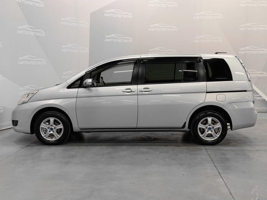 Toyota ISis I Рестайлинг Новосибирск  - изображение 2