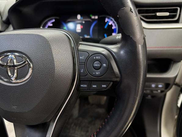 Toyota RAV4 V (XA50) с пробегом 2020 года, цена 4 599 000 рублей, 89651 км, внедорожник, Автокод Объявления