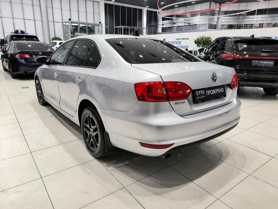 Volkswagen Jetta VI Казань  - изображение 8
