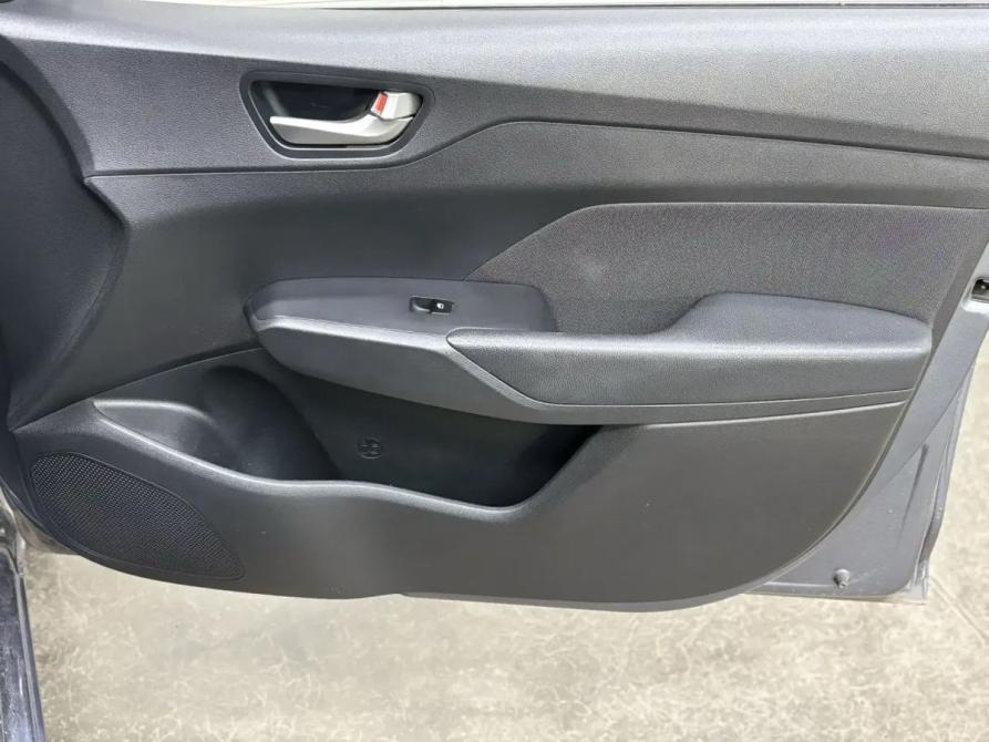 Hyundai Solaris II Саратов  - изображение 13