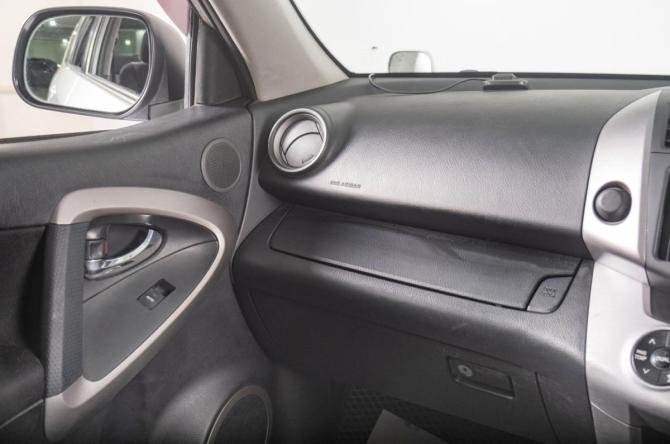 Toyota RAV4 III (XA30) с пробегом 2005 года, цена 949 000 рублей, 176000 км, внедорожник, Автокод Объявления