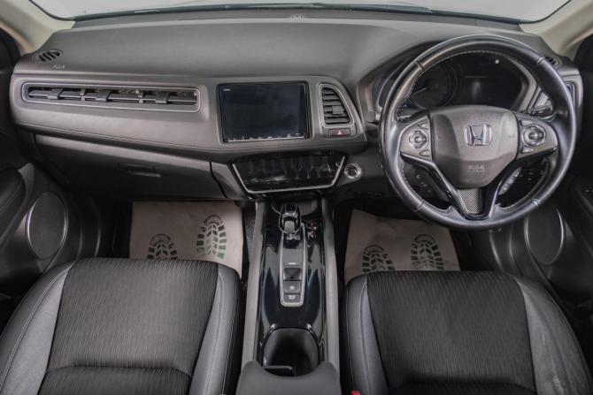 Honda Vezel I с пробегом 2018 года, цена 1 769 000 рублей, 69480 км, внедорожник, Автокод Объявления