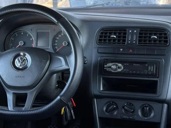 Volkswagen Polo V Рестайлинг с пробегом 2017 года, цена 847 000 рублей, 132317 км, седан, Автокод Объявления