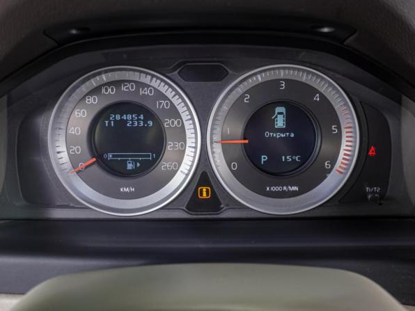 Volvo XC70 II с пробегом 2011 года, цена 1 549 000 рублей, 284854 км, универсал, Автокод Объявления