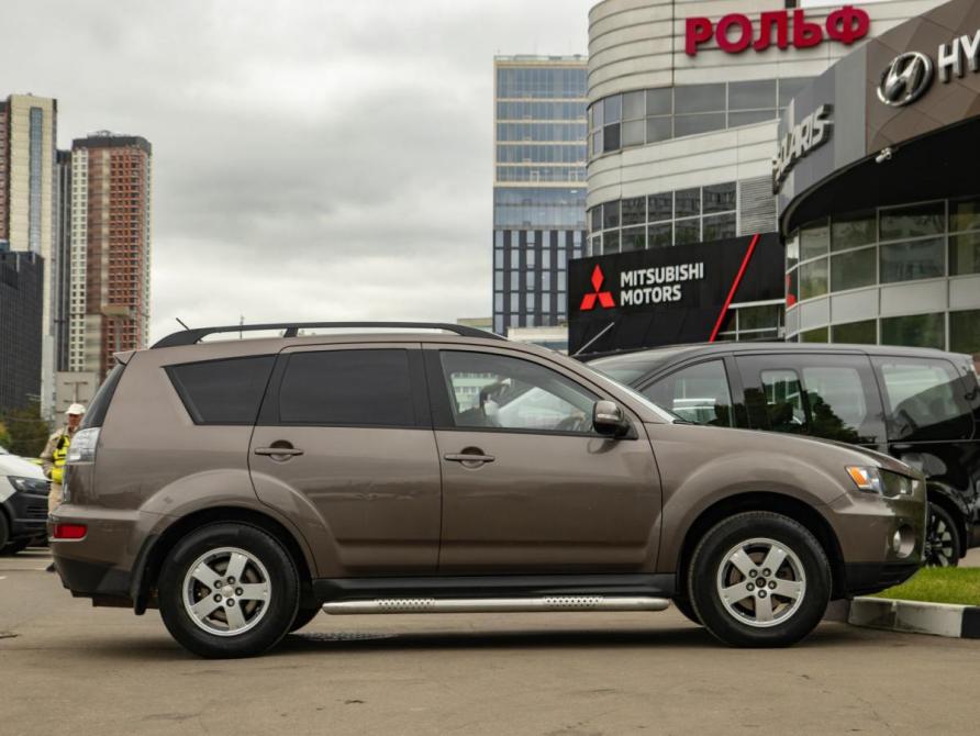 Mitsubishi Outlander II Рестайлинг Москва  - изображение 3