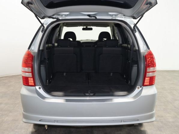 Toyota Wish I с пробегом 2004 года, цена 825 000 рублей, 299999 км, компактвэн, Автокод Объявления