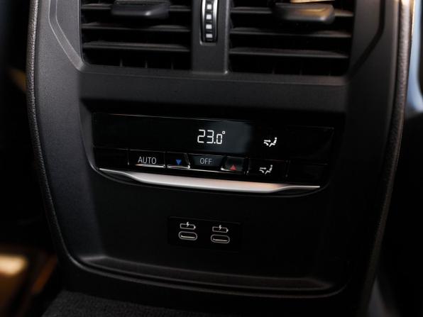BMW 3 серии VII (G2x) с пробегом 2021 года, цена 4 248 000 рублей, 76154 км, седан, Автокод Объявления