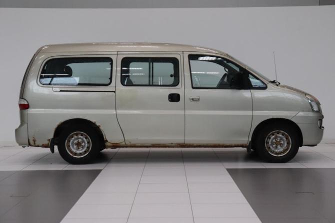 Hyundai H-1 I Рестайлинг с пробегом 2006 года, цена 627 000 рублей, 253783 км, минивэн, Автокод Объявления
