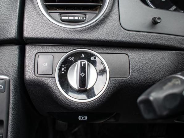 Mercedes-Benz C-Класс III (W204) Рестайлинг с пробегом 2011 года, цена 1 290 000 рублей, 150196 км, седан, Автокод Объявления