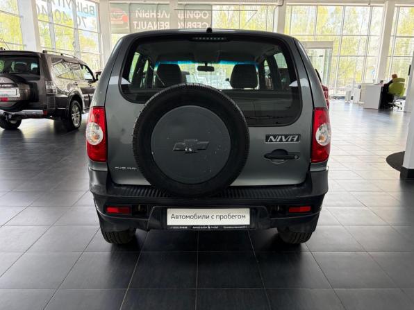Chevrolet Niva I Рестайлинг с пробегом 2016 года, цена 568 000 рублей, 136566 км, внедорожник, Автокод Объявления