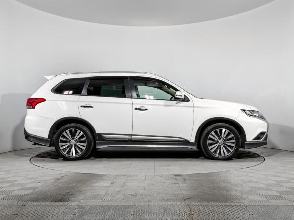 Mitsubishi Outlander III Рестайлинг 3 с пробегом 2019 года, цена 2 310 000 рублей, 161670 км, внедорожник, Автокод Объявления