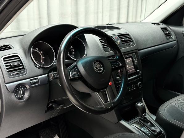Skoda Yeti I Рестайлинг с пробегом 2017 года, цена 1 549 000 рублей, 188000 км, внедорожник, Автокод Объявления
