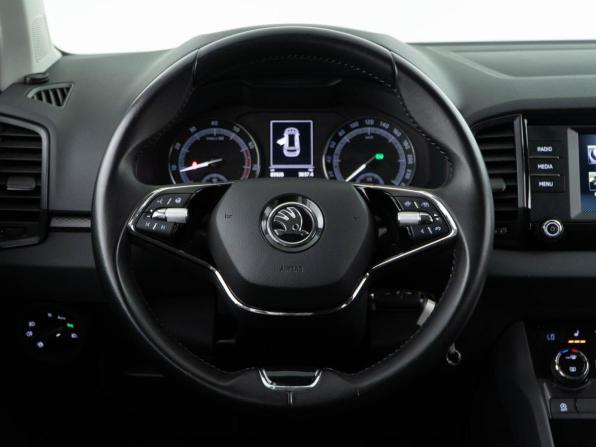 Skoda Karoq I с пробегом 2020 года, цена 2 572 444 рубля, 83926 км, внедорожник, Автокод Объявления