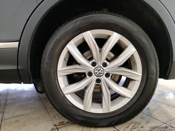 Volkswagen Tiguan II с пробегом 2019 года, цена 2 949 000 рублей, 180536 км, внедорожник, Автокод Объявления