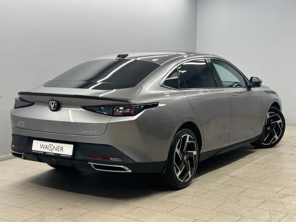 Changan Lamore с пробегом 2023 года, цена 2 090 000 рублей, 11497 км, седан, Автокод Объявления