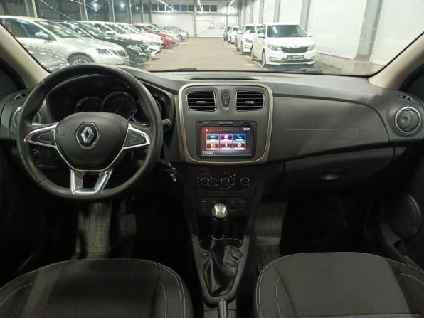 Renault Logan II Рестайлинг с пробегом 2020 года, цена 835 000 рублей, 207900 км, седан, Автокод Объявления
