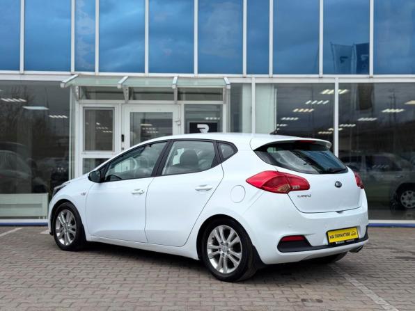 Kia Ceed II с пробегом 2014 года, цена 1 025 000 рублей, 154529 км, хэтчбек, Автокод Объявления