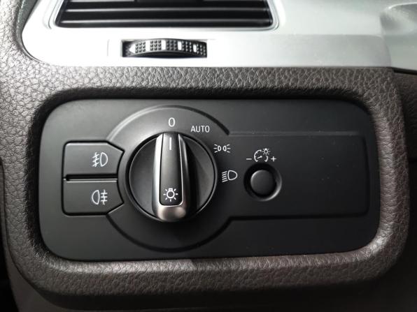Volkswagen Touareg II Рестайлинг с пробегом 2015 года, цена 2 550 000 рублей, 259910 км, внедорожник, Автокод Объявления