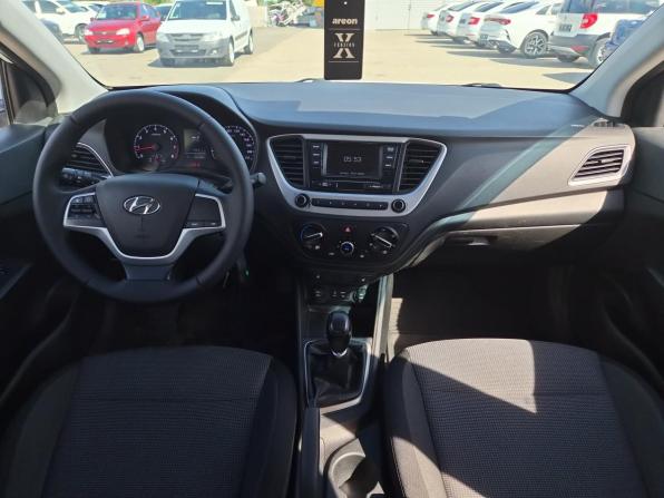 Hyundai Solaris II с пробегом 2017 года, цена 1 160 000 рублей, 161628 км, седан, Автокод Объявления
