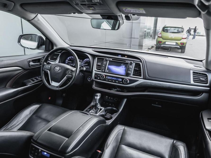 Toyota Highlander III (XU50) Рестайлинг Москва  - изображение 11