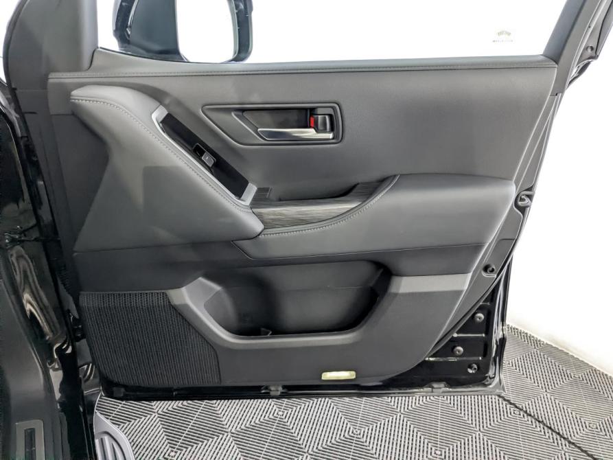 Toyota Land Cruiser 300 Series Москва  - изображение 25