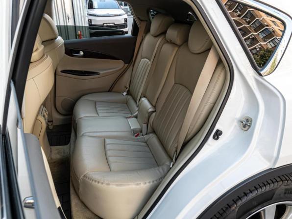 Infiniti QX50 I с пробегом 2014 года, цена 1 830 000 рублей, 105562 км, внедорожник, Автокод Объявления