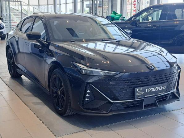 Changan UNI-V I с пробегом 2024 года, цена 2 544 000 рублей, 28046 км, лифтбек, Автокод Объявления
