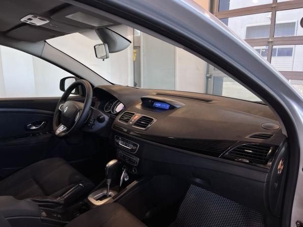 Renault Megane III с пробегом 2011 года, цена 500 000 рублей, 219578 км, универсал, Автокод Объявления