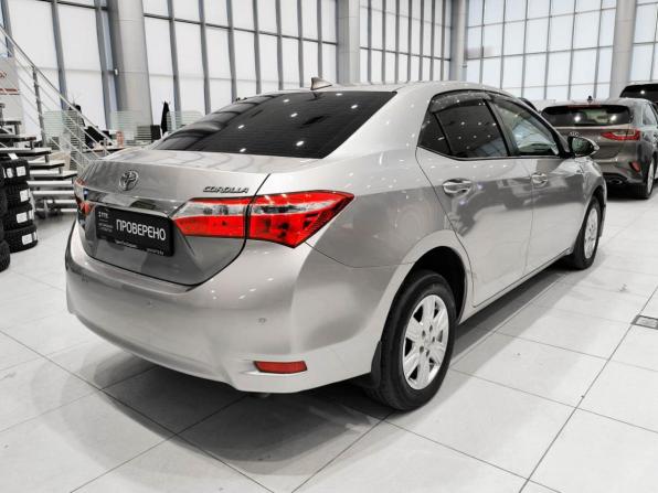 Toyota Corolla XI (E160 E170 E180) Рестайлинг 1 с пробегом 2018 года, цена 1 699 000 рублей, 168418 км, седан, Автокод Объявления
