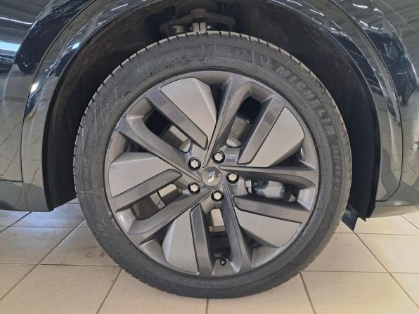 Li Auto (Lixiang) L7 I с пробегом 2024 года, цена 6 185 000 рублей, 49656 км, внедорожник, Автокод Объявления