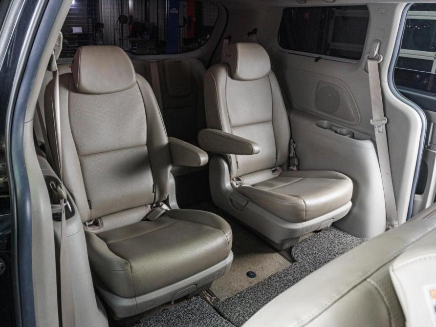 Kia Carnival III Тюмень  - изображение 7