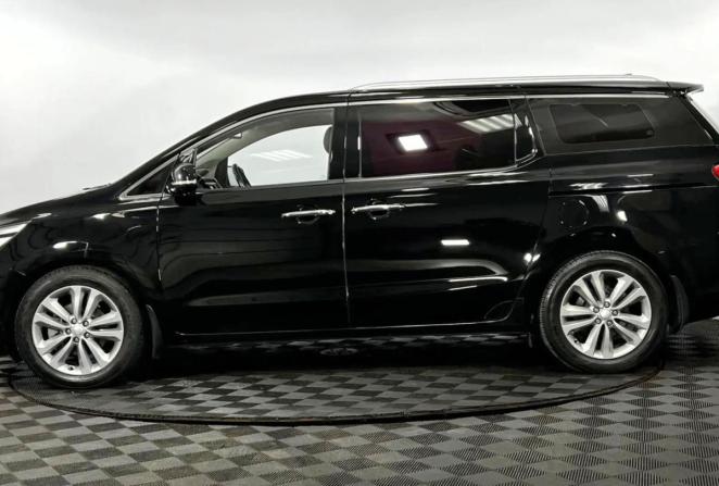 Kia Carnival III с пробегом 2017 года, цена 2 600 000 рублей, 173518 км, минивэн, Автокод Объявления